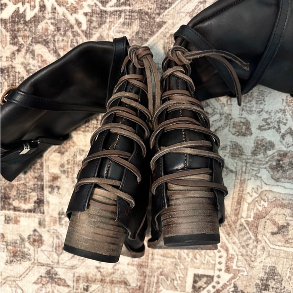 Freebird by Steven Tall Lace-Up Boots Cassius - Picture 2 of 5